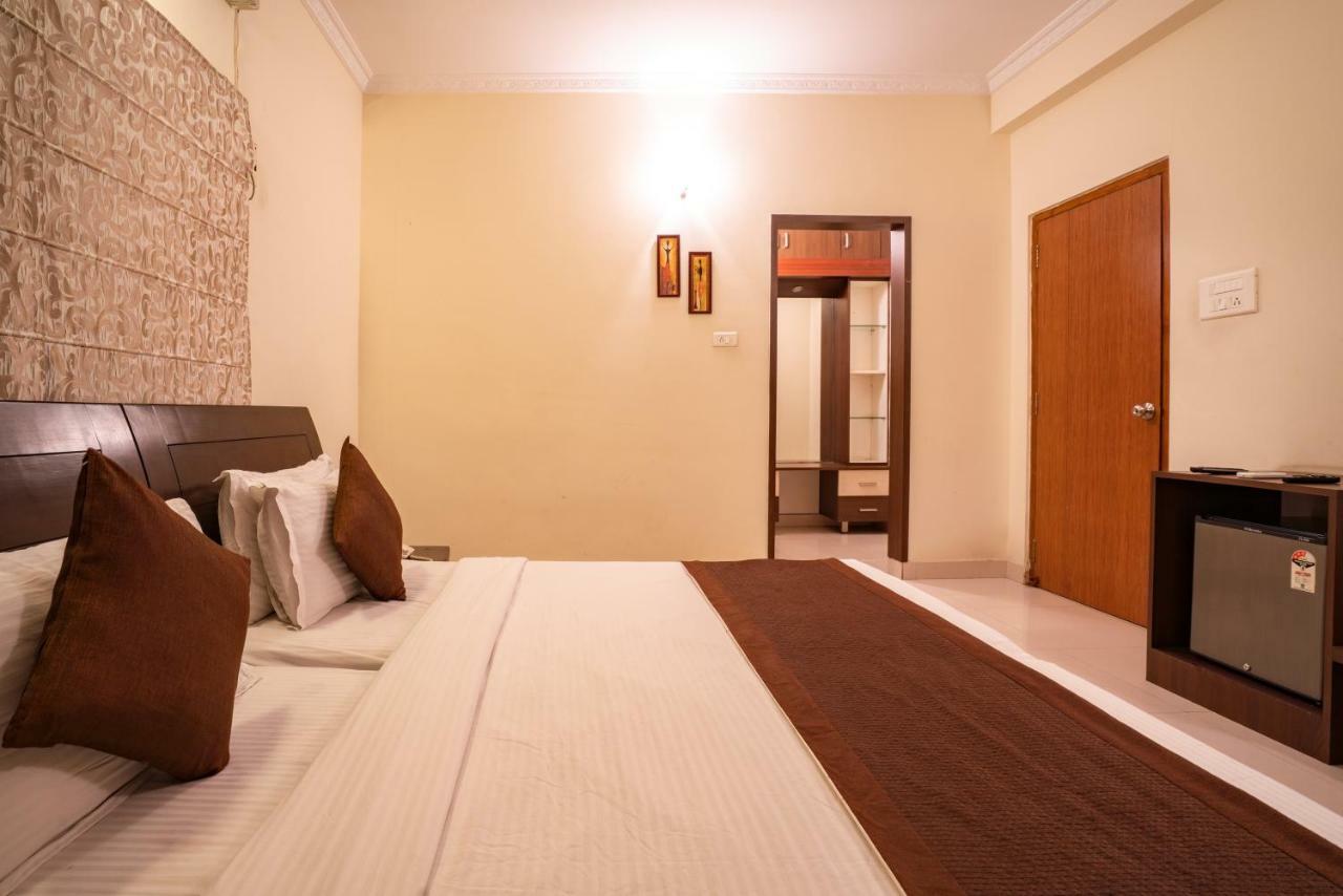 Blueberry Service Apartments Haïdarabad Extérieur photo